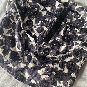 Adorable mini skirt!